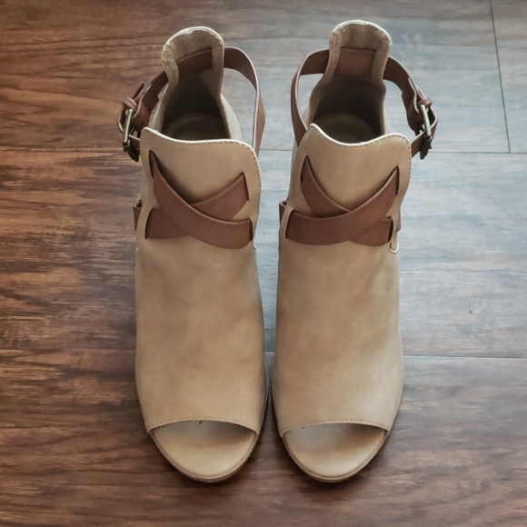 Booties - Picture 3 of 4